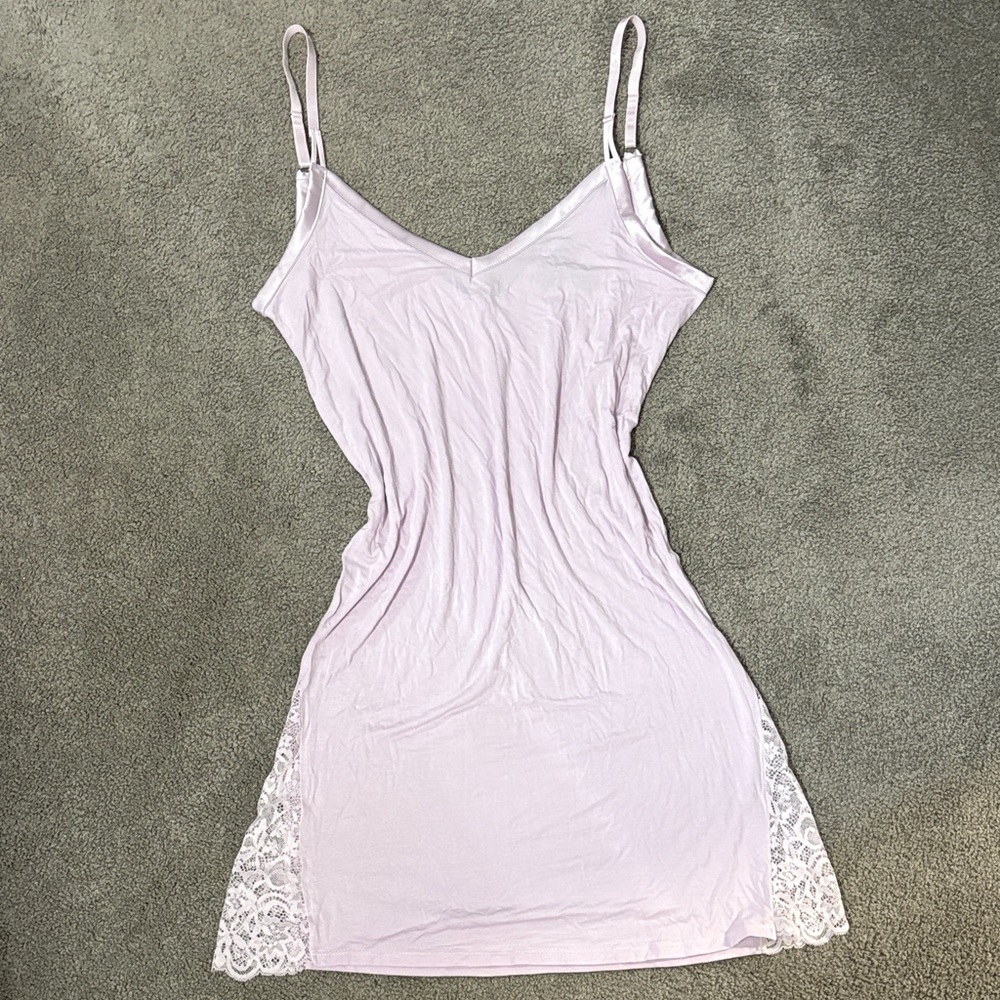 RACHEL Rachel Roy Pale Lavender Lace-Trim Chemise